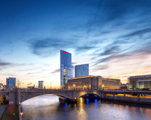 FMC Tower at dusk on the Schuylkill River